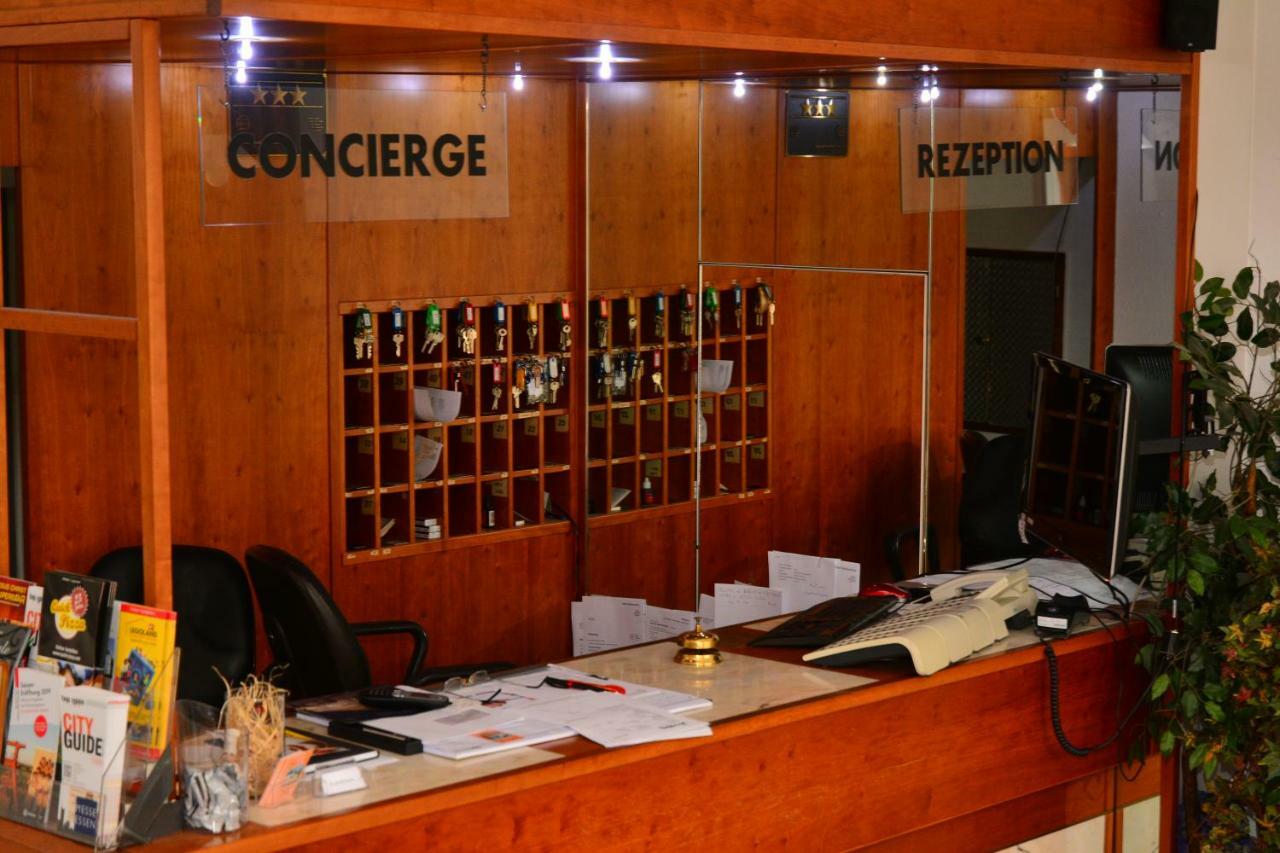 Hotel Wilhelmshoehe Есен Екстериор снимка