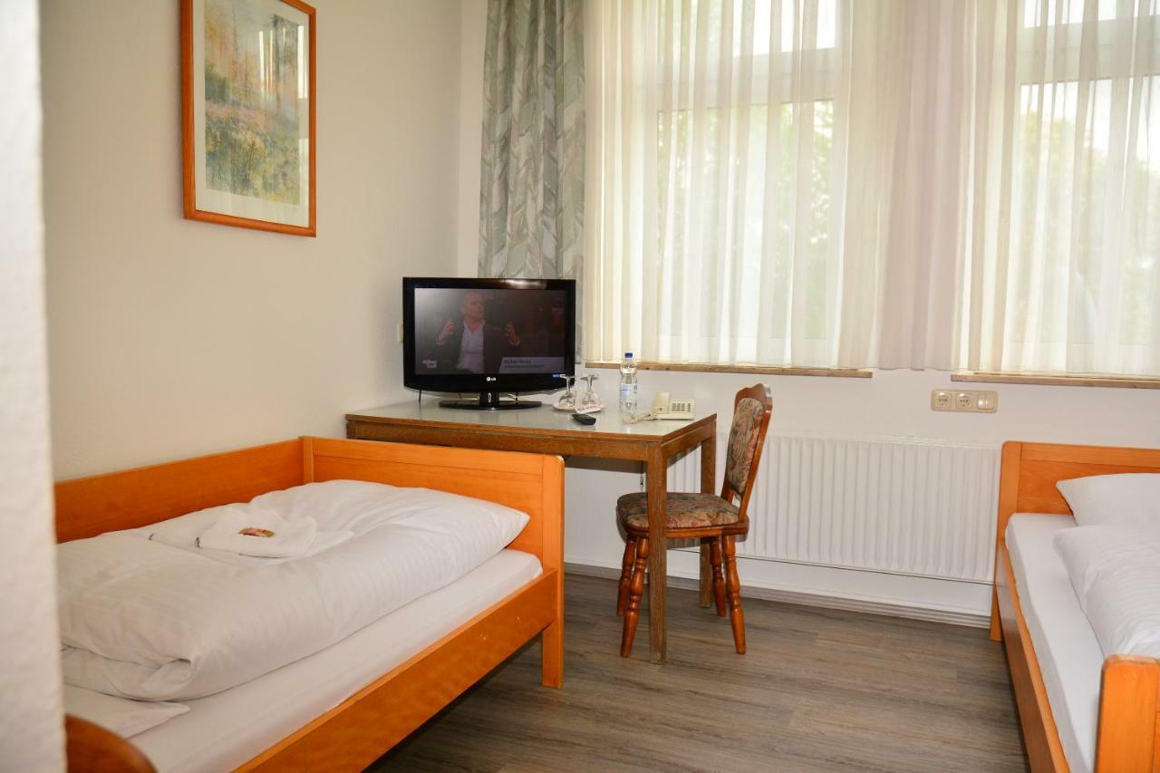 Hotel Wilhelmshoehe Есен Екстериор снимка