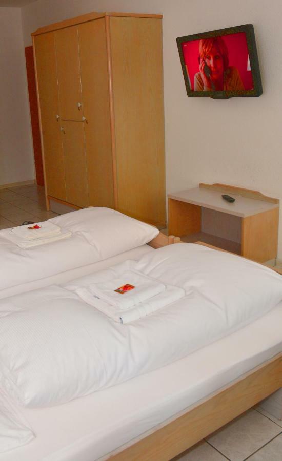 Hotel Wilhelmshoehe Есен Екстериор снимка